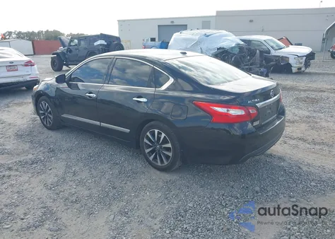2016 Nissan Altima 2.5 Sv z USA, uszkodzony, nr VIN 1N4AL3AP9GC113985